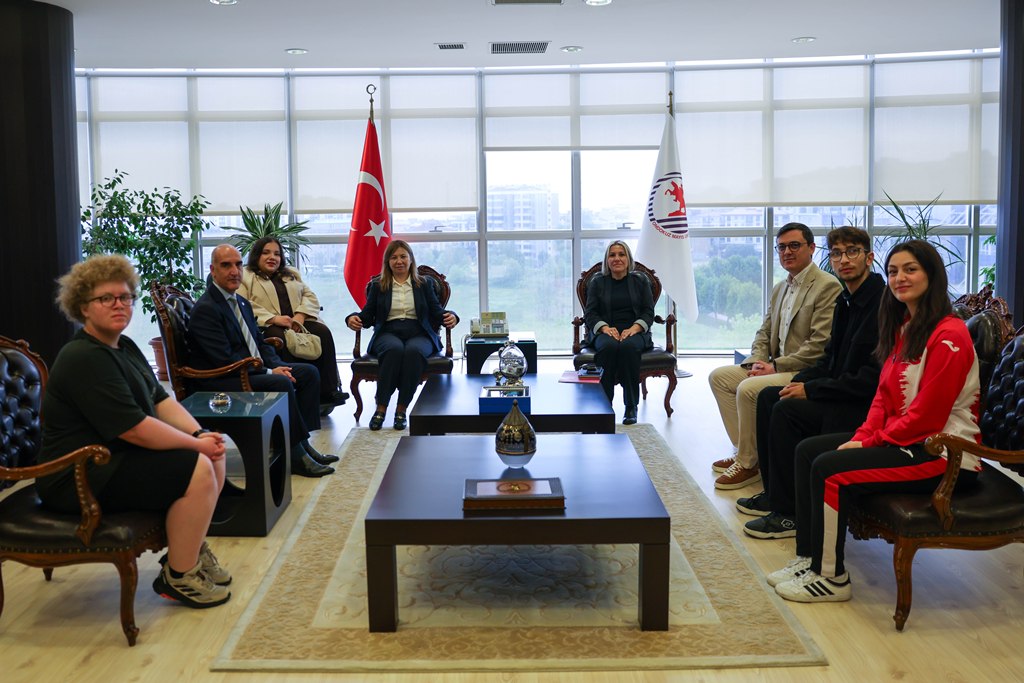 Engelli Öğrenci Biriminden Rektör Aydın’a Engelliler Haftası ziyareti