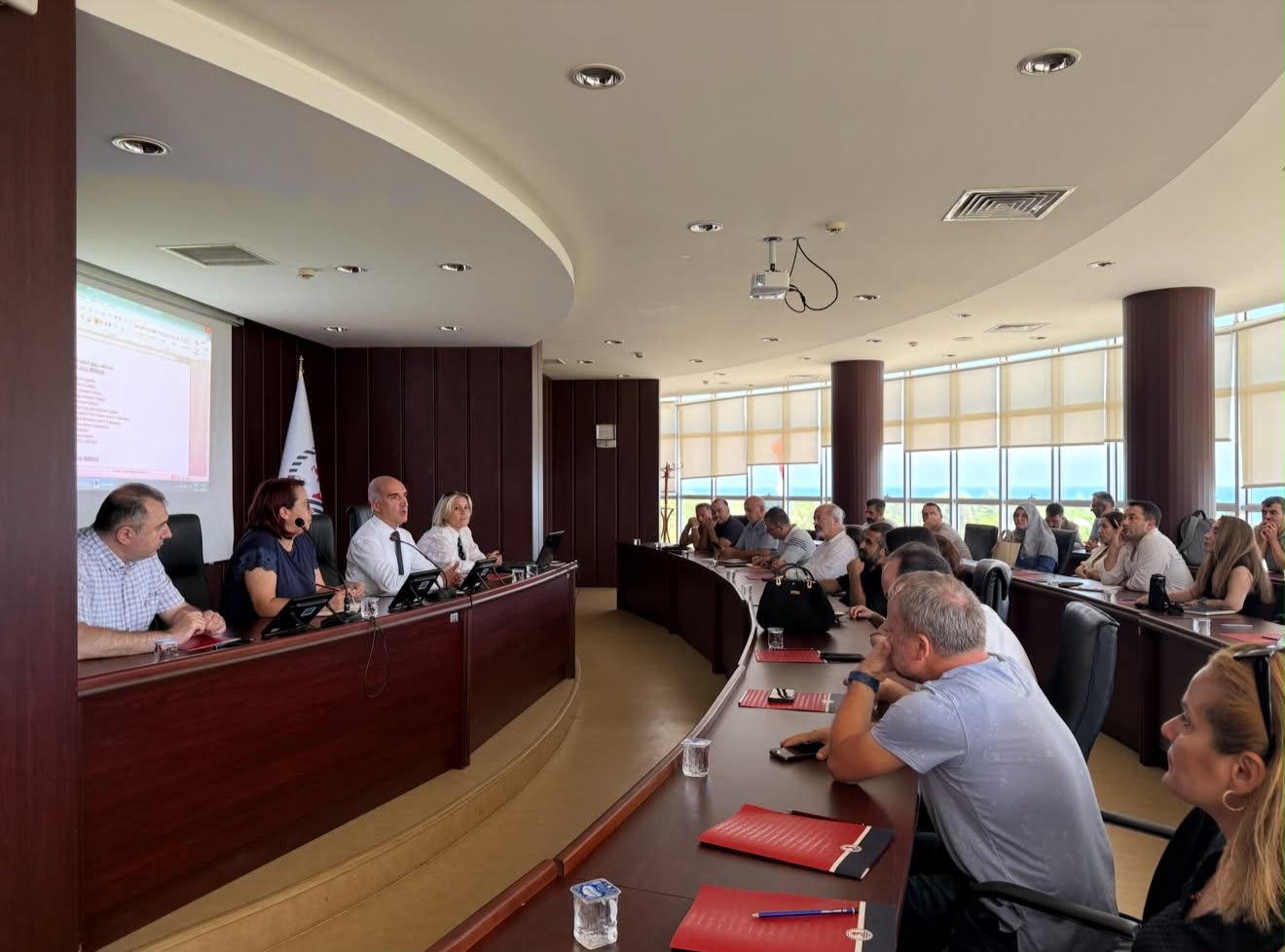 Bina İçi Yol Tarifi Yapan Zekâ Asistanı Üniversitemizin Tüm Birimlerinde Aktifleşiyor